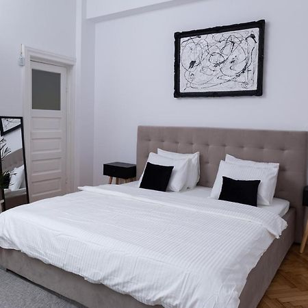 شقة بوخارست  في Color Aparments Coposu Blv المظهر الخارجي الصورة